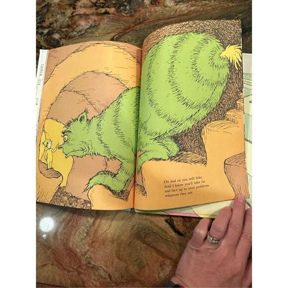 Dr Suess Oh The Place You’ll Go first edition in VGUC - Picture 11 of 16